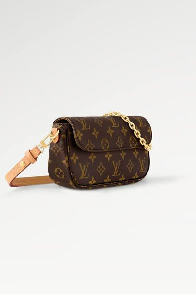 LV Ivy Wallet On Chain Bag Monogram Canvas