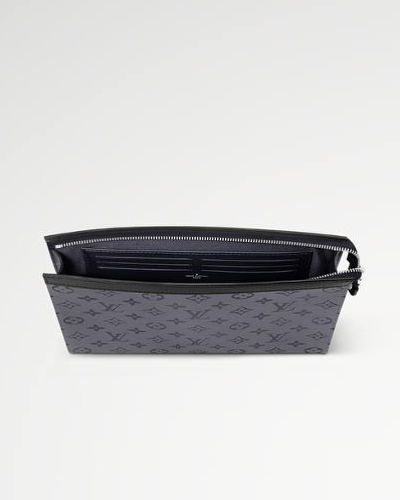 LV Pochette Voyage MM