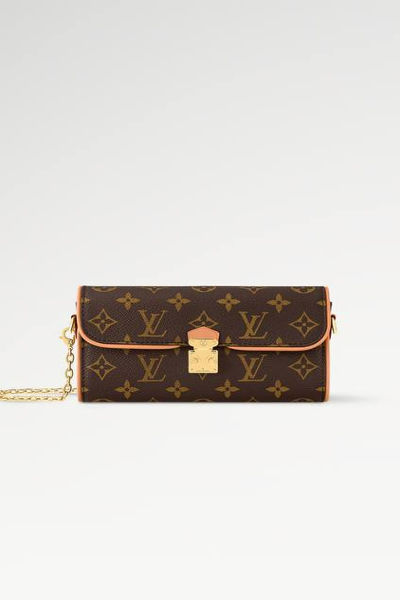 LV Pochette Camille