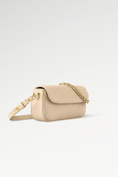 LV Ivy Wallet On Chain