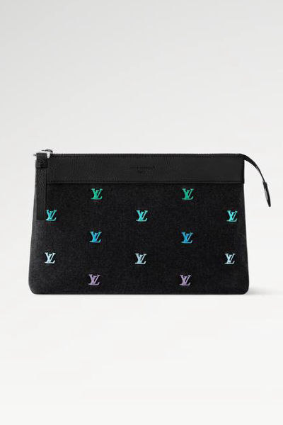 LV Pochette Voyage Souple Pouch