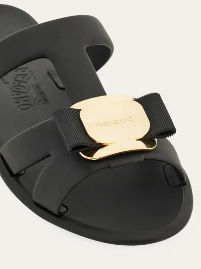 Ferragamo Vara plate strappy slide