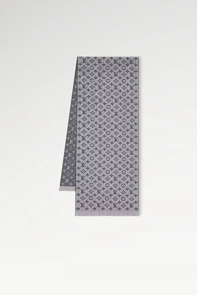 LV Monogram Classic scarf