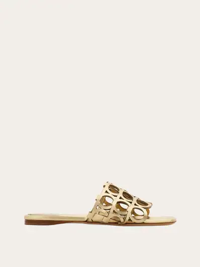 Ferragamo Gancini slide