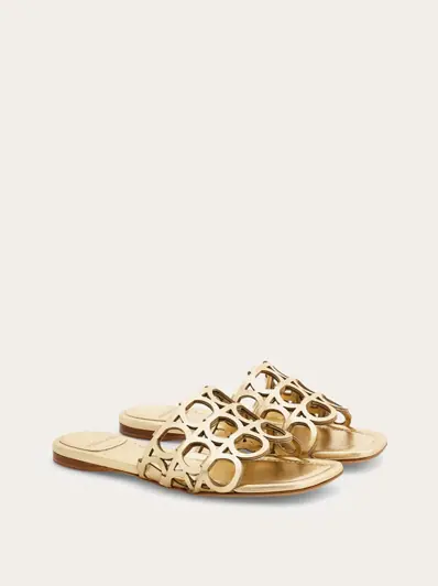 Ferragamo Gancini slide