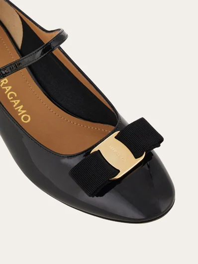 Ferragamo Vara bow Mary Jane
